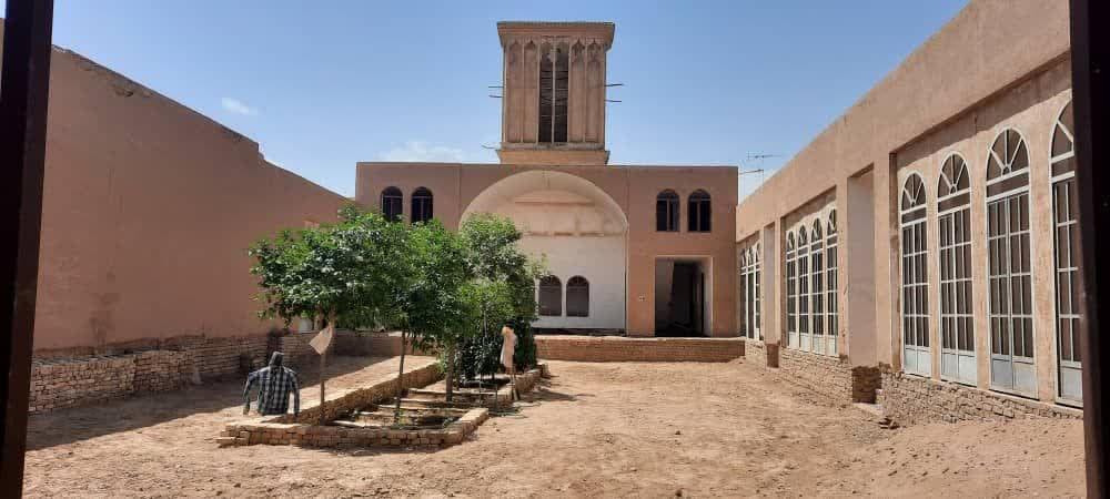 فقط خریدارخانه عهدقجری ۷۰۰متری برنده هست
