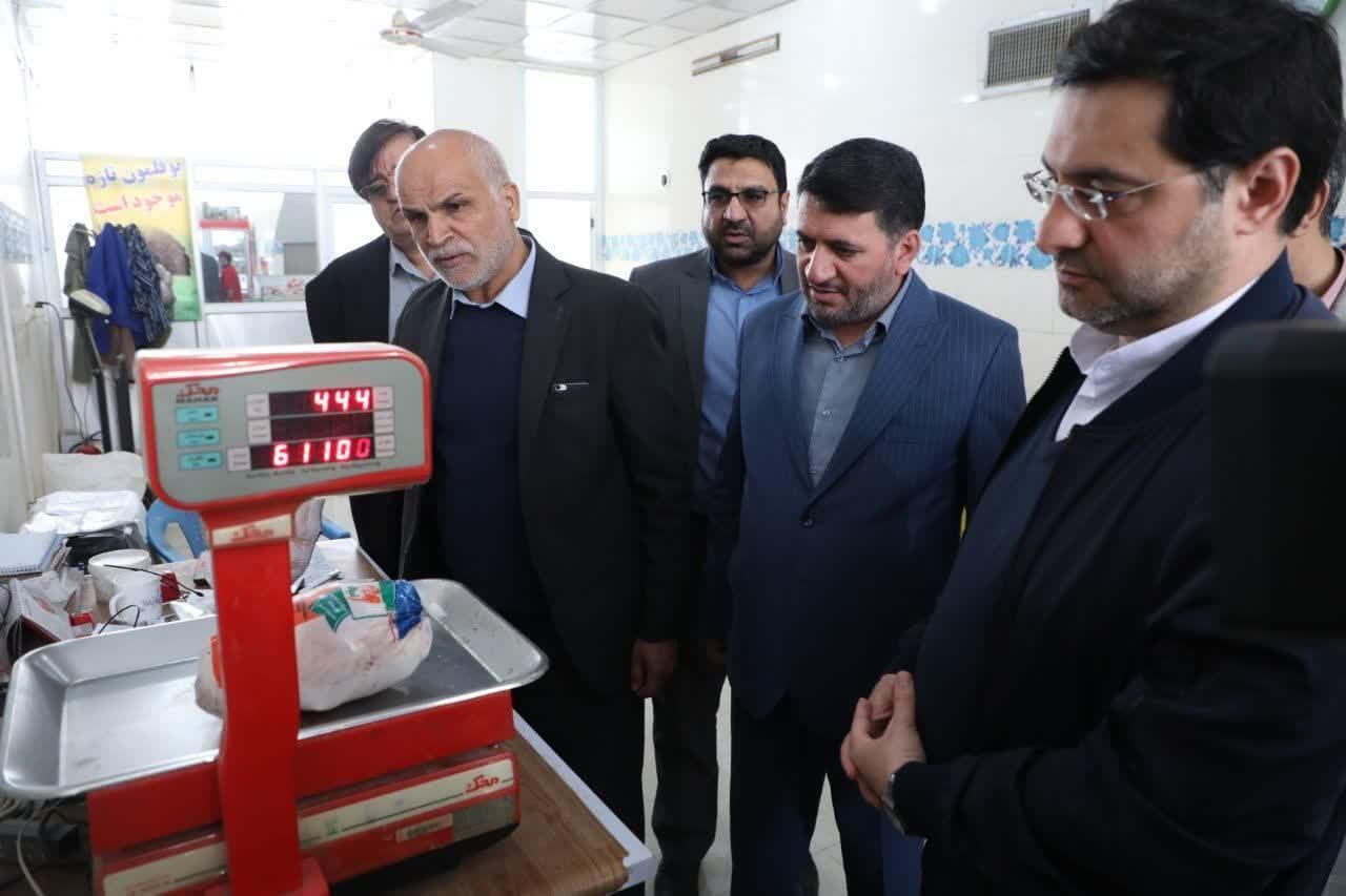 بازیداستاندار یزد از اهمیت چگونگی نظارت بر قیمت ها