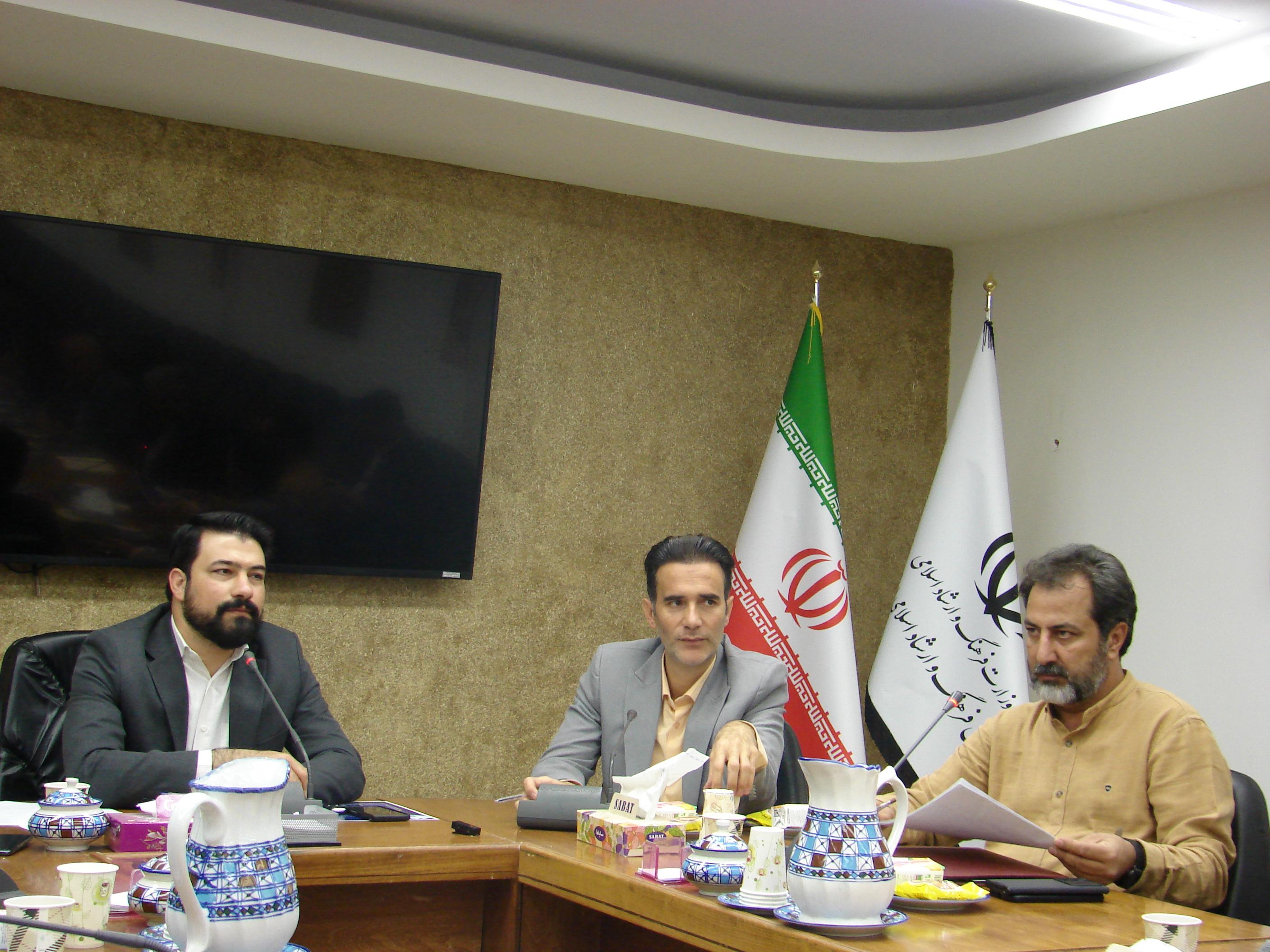 برگزاری سی و سومین جشنواره تئاتر استان یزد از ۲۳ الی ۲۵