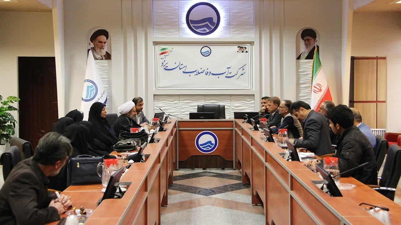 نشست جهادگران تبیین با مدیران حوزه آبرسانی