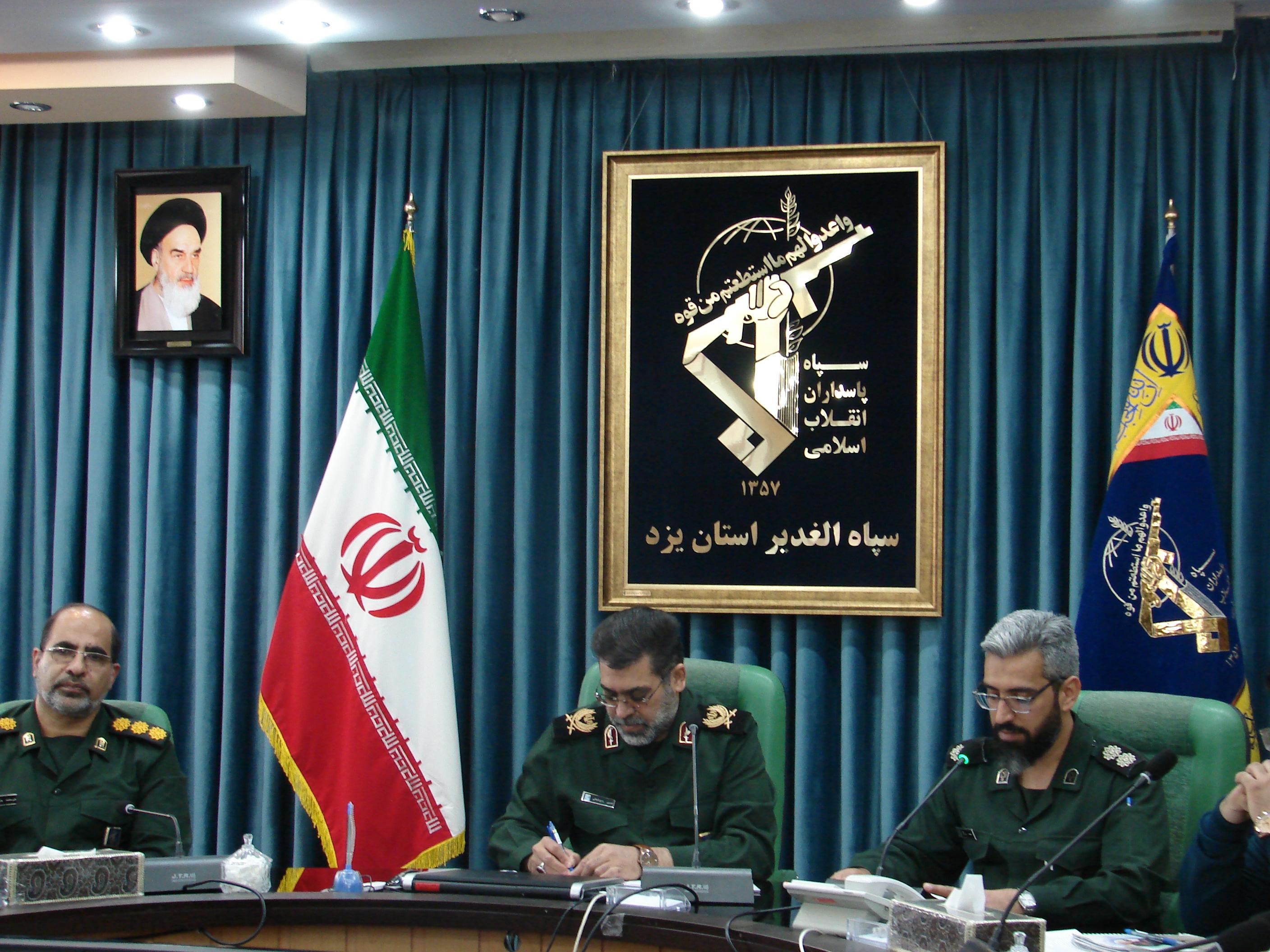 بزرگداشت دهه فجر انقلاب اسلامی  در ۱۲ شهرستان استان شامل   جشن‌های مختلف وطرح های عمرانی
