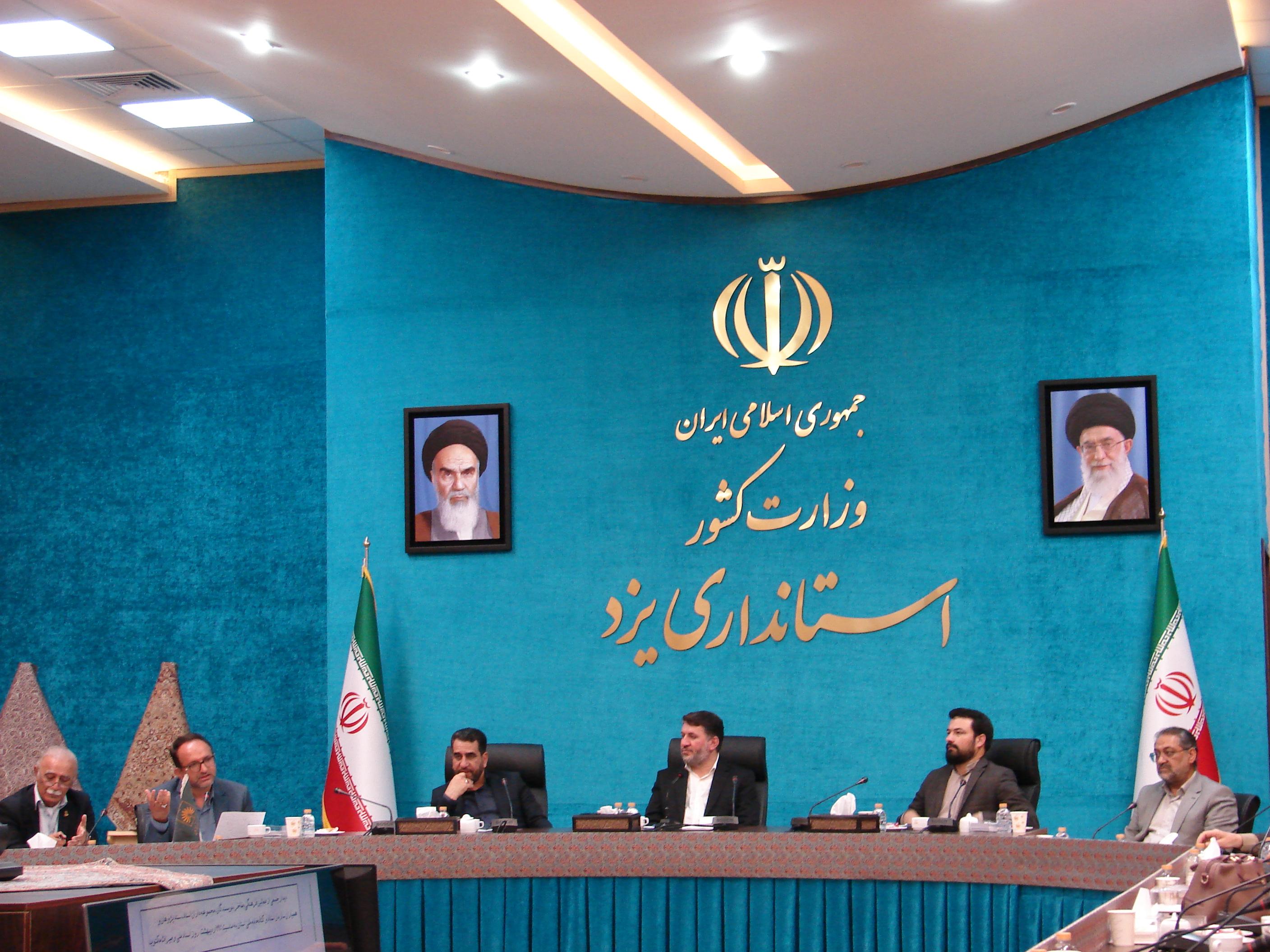 فرهنگ سازی در زمینه اسناد بسیار ضروری است