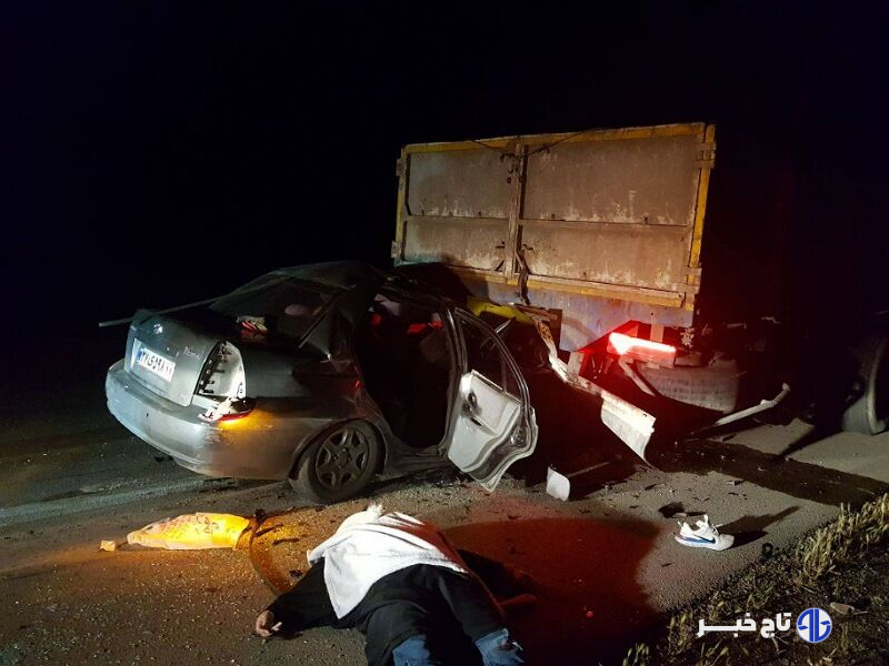 برخورد دو دستگاه خودرو در زنجان چهار فوتی برجا گذاشت