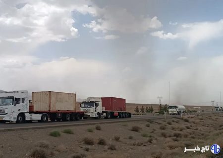 ترافیک کامیون‌ها در جاده بیرجند – زاهدان / بازگشایی جاده در دست اقدام است