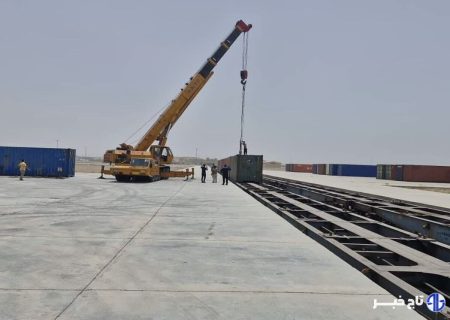 تلاش برای انتقال بدون توقف بار از سرخس و بندرعباس به بندر خشک آپرین