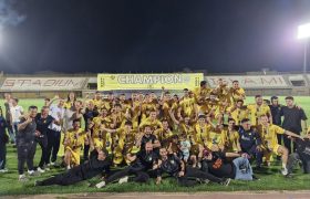 جشن صعود تیم فوتبال «فرد البرز» به لیگ دسته یک کشور