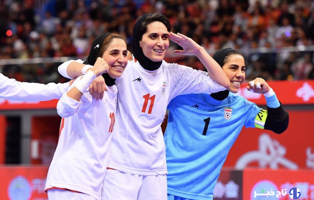 جهانی شدن فوتسال زنان ایران در روز رونمایی پرسپولیس از خریدهای جنجالی