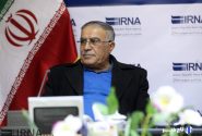 عیادت دایی از پیشکسوت فوتبال در شب استقلالی شدن سیدورف