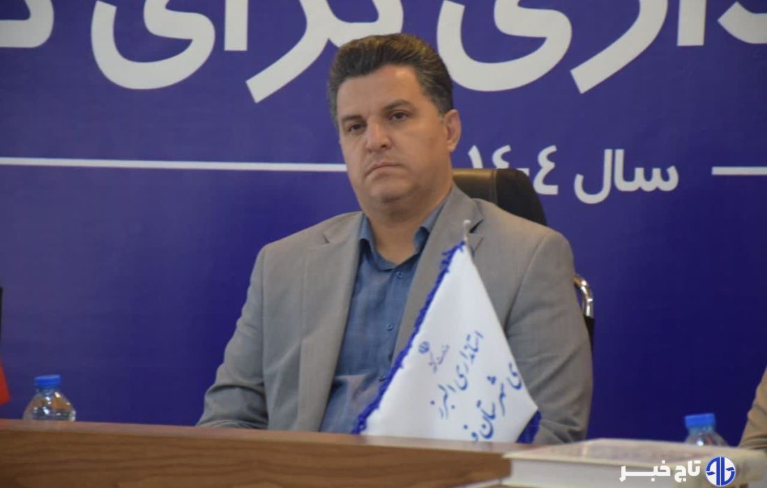 فرماندار فردیس: انشعابات برق غیرمجاز در سطح شهر باید جمع آوری شود