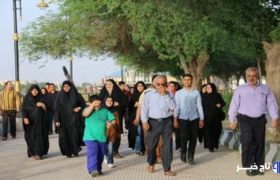 فیلم| همایش پیاده روی خانوادگی به یاد شهدای خدمت در یزد