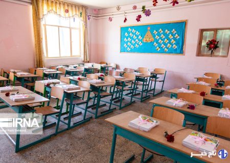 مدارس جایگزین کانکس در خرم آباد پیشرفت ۸۰ درصدی دارند