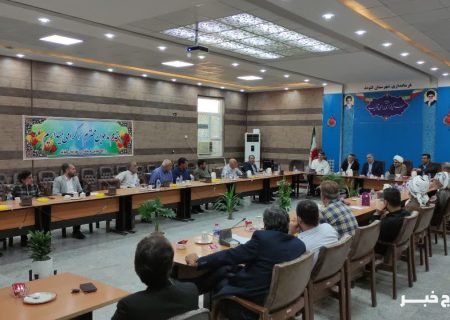 معاون استاندار خوزستان: حل مشکلات بدون مشارکت مردم امکان‌پذیر نیست