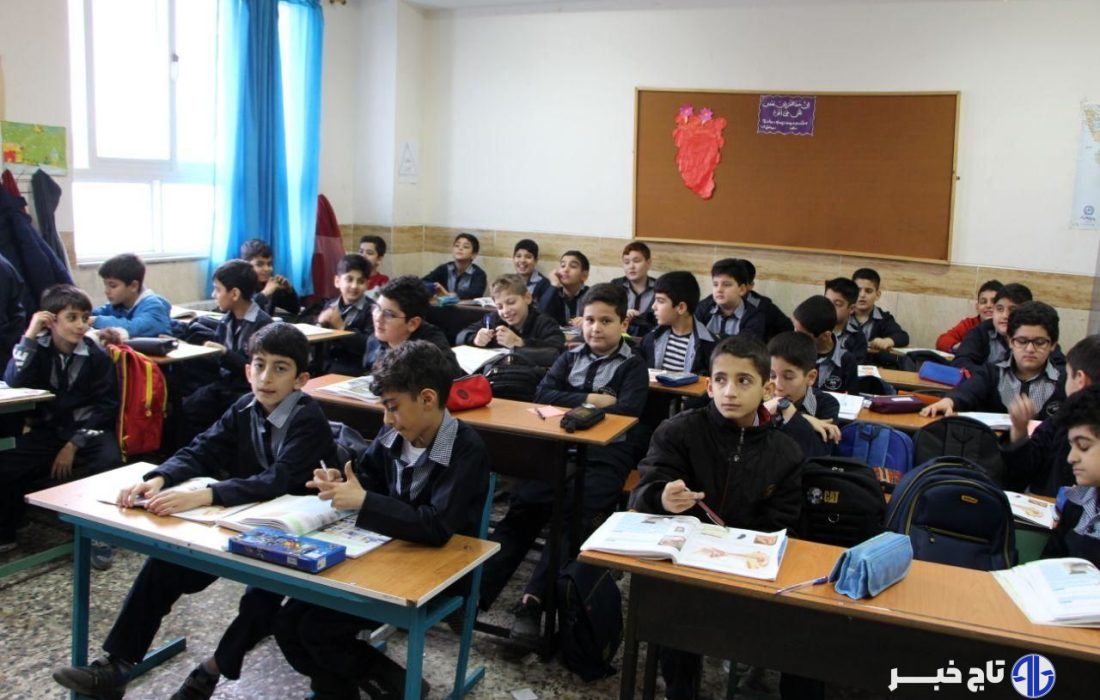 معاون استاندار: سرانه آموزشی در برخی مناطق کردستان یک چهارم استاندارد جهانی است