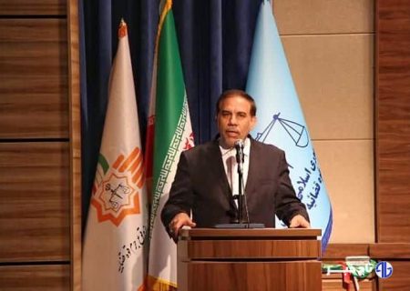 معاون قوه قضاییه: باید دست در دست هم برای تربیت نسل فردا تلاش کنیم