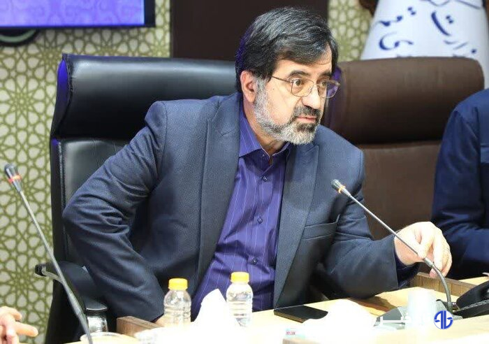 استاندار: از ظرفیت‌های قانونی برای رفع موانع فعالیت واحدهای صنعتی قم استفاده می‌شود