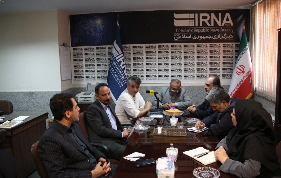 میزگرد تخصصی بررسی جایگاه روابط عمومی‌های استان مرکزی در ایرنا برگزار شد