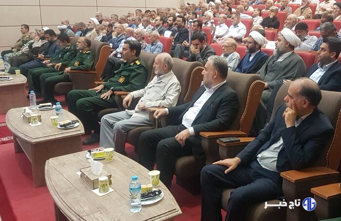 نامه مودبانه ترامپ به رهبر انقلاب، نشانه سرافرازی ملت ایران است