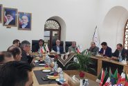 وزیر کشور:۷۰ هزار پروژه نیمه‌تمام در کشور داریم/ انتقاد از تملک ۵۱ کارخانه توسط بانک‌ها