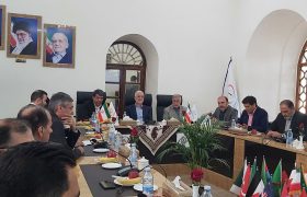 وزیر کشور:۷۰ هزار پروژه نیمه‌تمام در کشور داریم/ انتقاد از تملک ۵۱ کارخانه توسط بانک‌ها