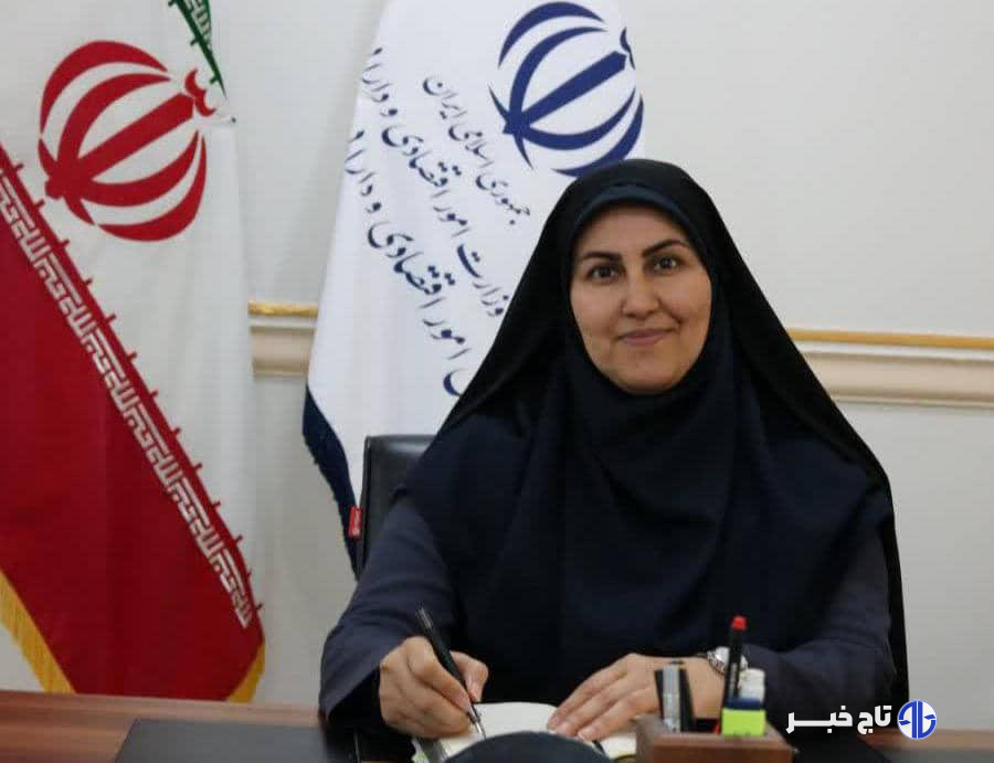 بانوی نخبه لرستانی حکم گرفت/ انتصاب «الهام شاداب فر» در سازمان گمرک کشور