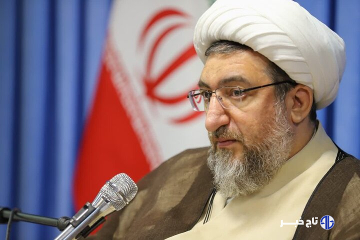 استکبار جهانی با غرور ظالمانه‌اش کرامت انسانی را لگدمال کرده است