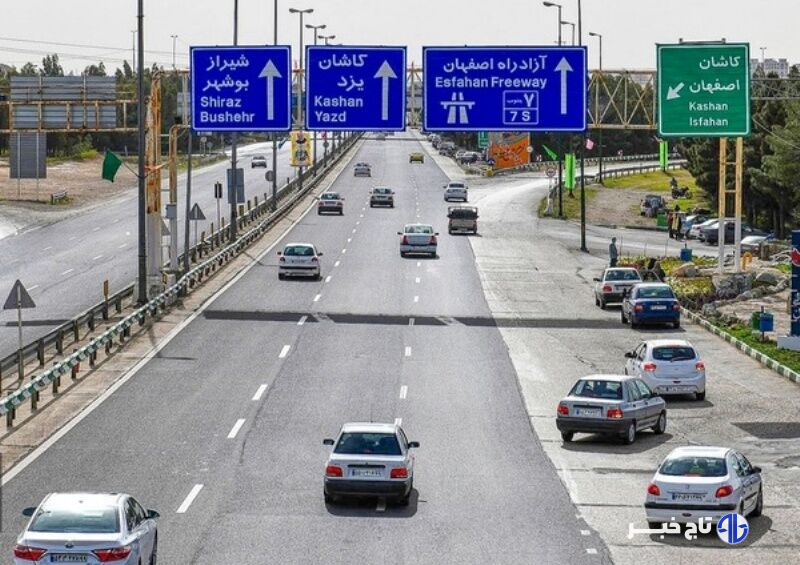 اقدام به‌ موقع پلیس راه راهور فراجا / نجات دو نوجوان گرفتار در آزادراه کاشان-نطنز