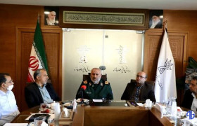 با وحدت و همدلی در جنگ ترکیبی بر دشمنان پیروز می‌شویم