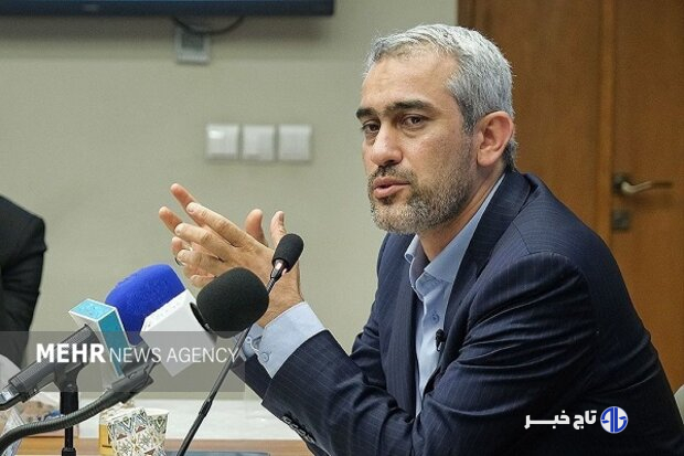 تاکید وزیر اقتصاد بر حمایت از بنگاه‌های اقتصادی و بازارهای مالی