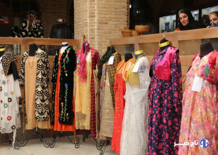 نمایشگاه « از گذشته تا امروز» در سنندج برپا شد