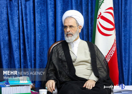 پیام آیت‌الله اعرافی به فرمانده جدید هوافضای سپاه پاسداران