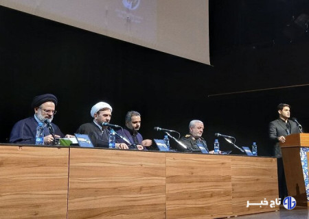 آیت الله مکارم شیرازی: حقوق بشری که غرب از آن دم می‌زند، تو خالی است