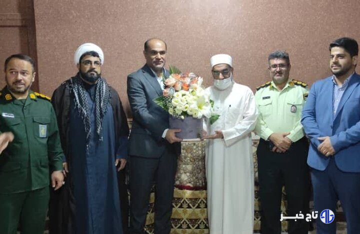 ائمه جمعه اهل سنت شهرستان عسلویه نقش مهمی در جهاد تبیین دارند
