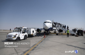 اعزام زائران اربعین حسینی از فرودگاه لامرد فارس