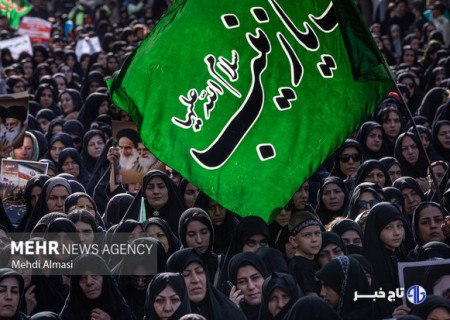 اعزام نخستین گروه خادمین قرارگاه زینبیه به شهر کربلا