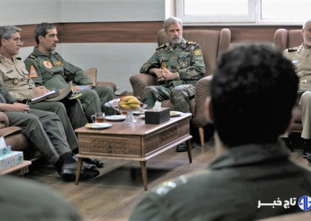 بازدید فرمانده کل ارتش از پایگاه هوایی شهید لشگری