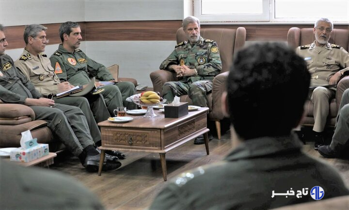 بازدید فرمانده کل ارتش از پایگاه هوایی شهید لشگری