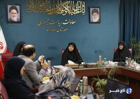 بهروزآذر: جهاد دانشگاهی به تجاری‌سازی تولیدات زنان کمک کند