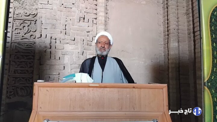 خطیب جمعه اردستان:اداره ورزش اردستان سرپرست و رئیس ندارد