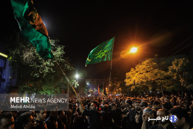 دسته عزاداری هیئت فاطمیون زنجان در شب عاشورا