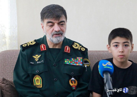 دیدار سردار رادان با ۴ خانواده شهید انتظامی در دفاع مقدس ۱۲ روزه