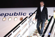 رئیس جمهور از آذربایجان بازگشت