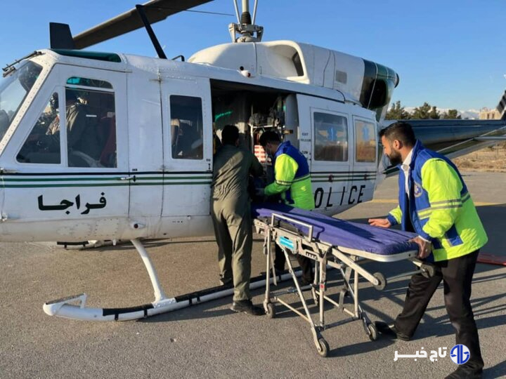 سقوط پژو پارس از پل در محور سبزوار – میامی؛ ۴نفر مصدوم شدند