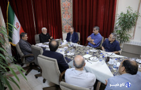 عارف: هیچ اختلافی میان میدان و دیپلماسی وجود ندارد