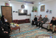 مدیرکل امور ایثارگران قوه قضاییه با خانواده شهید صالحی دیدار کرد