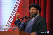 ملت ایران در برابر جبهه ظلم و استکبار جهانی مقاوم و استوار ایستاده است