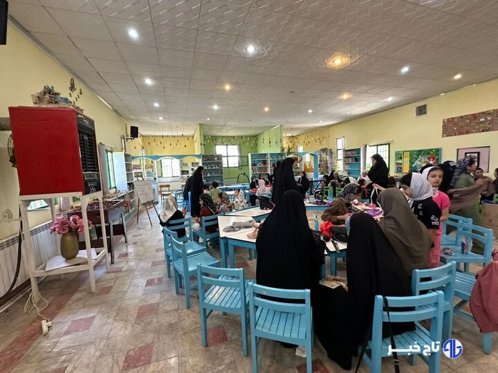 همایش «عروسکهای بهشتی» در چناران برگزار شد