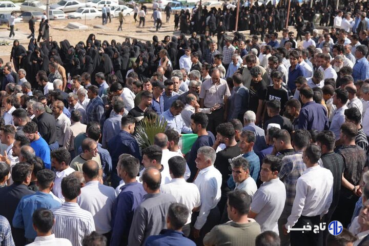 وداع با امدادگر شهید؛ پیکر «کورش بیرانوند» در خرم‌آباد آرام گرفت+عکس