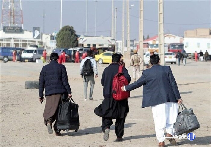 ۴ خودروی حامل اتباع خارجی غیر مجاز در دامغان توقیف شدند