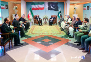 ایران و پاکستان ۱۲ تفاهمنامه همکاری امضا کردند