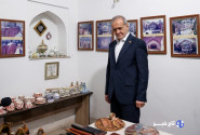 بازدید پزشکیان از مسجد کبود ایروان و اقامه نماز با نمازگزاران
